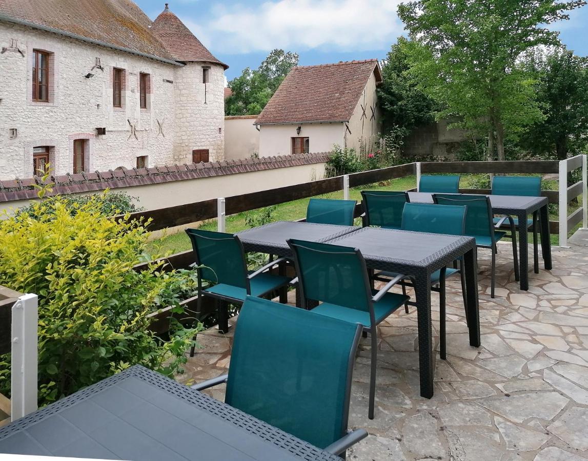 Hotel Le Dormeux Mehun-sur-Yevre Kültér fotó