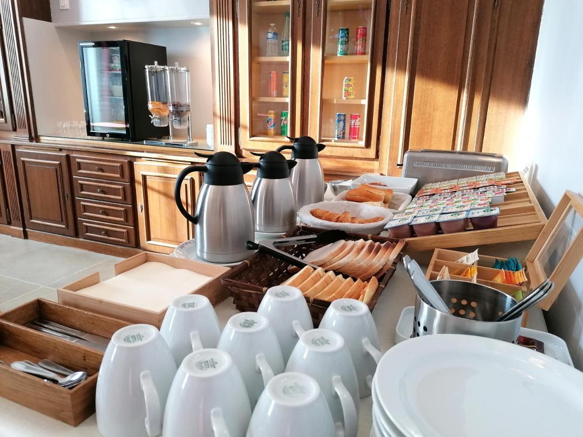 Hotel Le Dormeux Mehun-sur-Yevre Kültér fotó